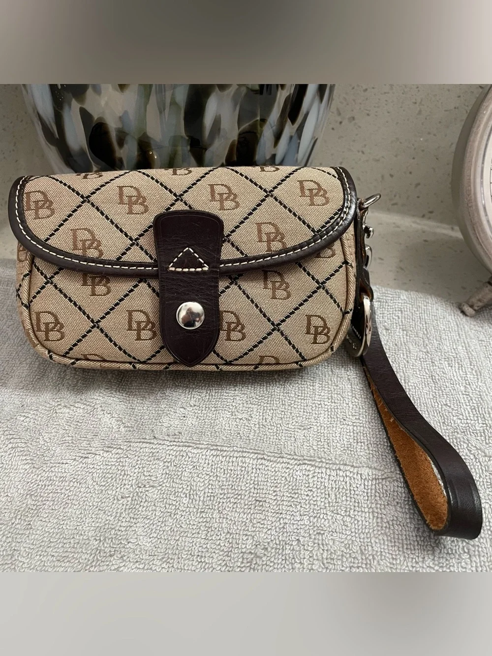 Vintage Dooney & Bourke Beige Canvas Wristlet with Dark Brown Trim